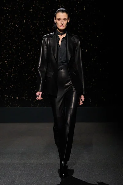 Look 56